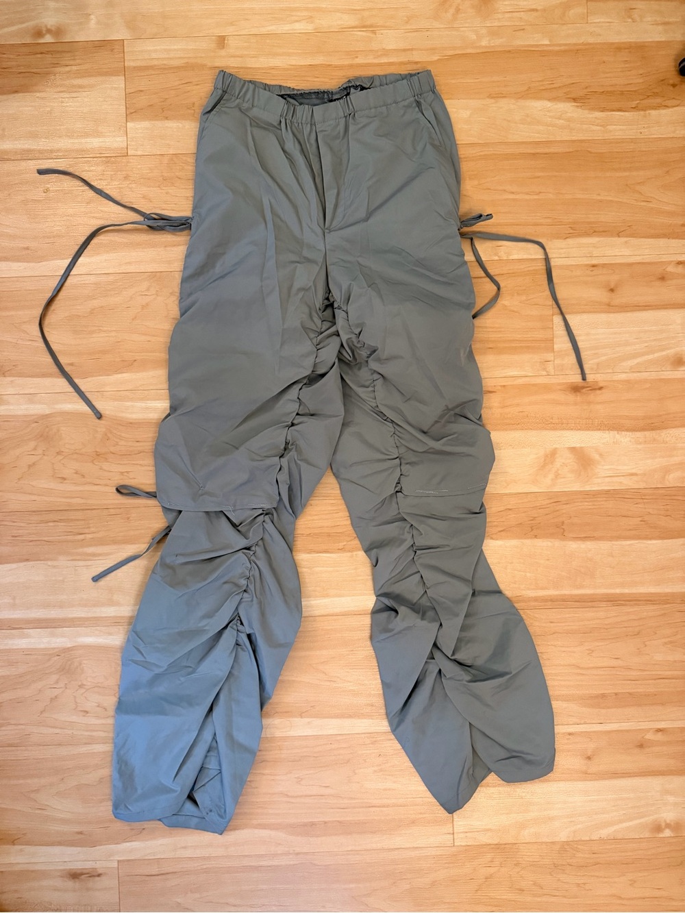 Gray Ruched Drawstring  Pants - Picture 4 of 6